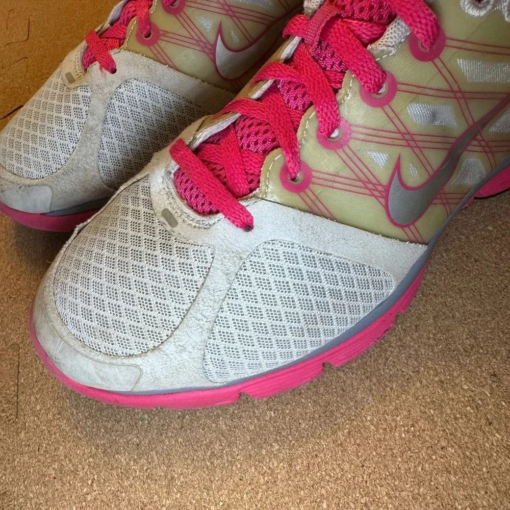 Nike Lunarglide 2 Running Shoes‎ Pink Grey 407981-006 Low Top Sneakers Size 7Y